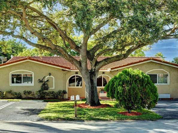 10620 NW 37th St, Coral Springs FL 33065