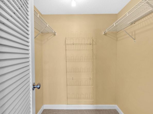 3300 W Rolling Hills Cir 705, Davie FL 33328