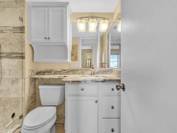 3300 W Rolling Hills Cir 705, Davie FL 33328