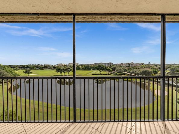 3300 W Rolling Hills Cir 705, Davie FL 33328