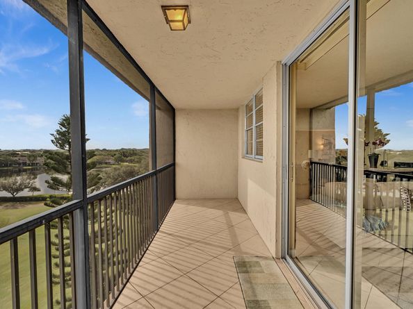 3300 W Rolling Hills Cir 705, Davie FL 33328