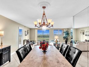 3300 W Rolling Hills Cir 705, Davie FL 33328