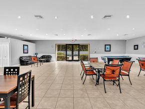 3300 W Rolling Hills Cir 705, Davie FL 33328
