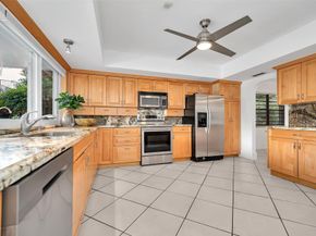 2427 Sea Island Dr, Fort Lauderdale FL 33301