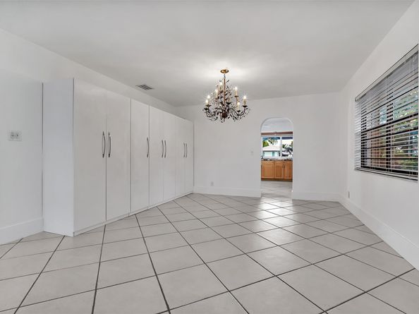 2427 Sea Island Dr, Fort Lauderdale FL 33301