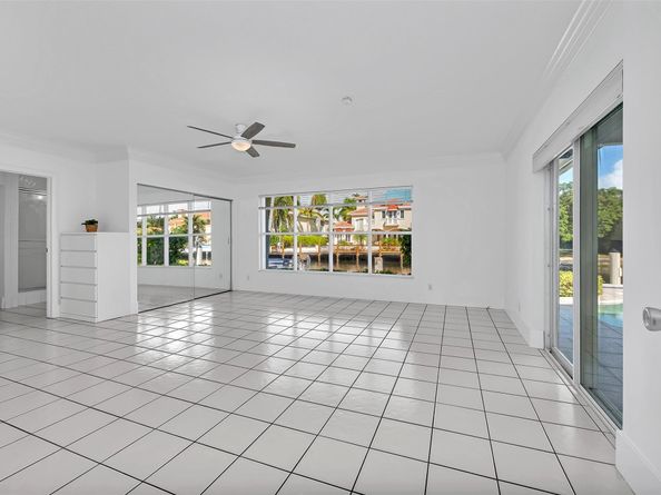 2427 Sea Island Dr, Fort Lauderdale FL 33301