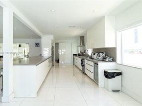 1215 N Biscayne Point Road, Miami Beach FL 33141