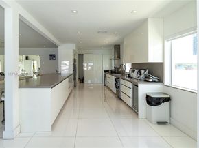1215 N Biscayne Point Road, Miami Beach FL 33141