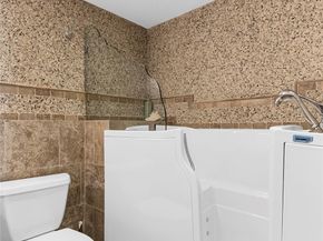 417 Richmond C 417, Deerfield Beach FL 33442