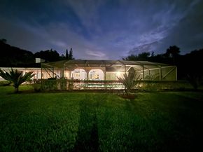 8659 Thousand Pines Circle, West Palm Beach FL 33411