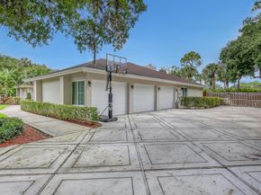 8659 Thousand Pines Circle, West Palm Beach FL 33411