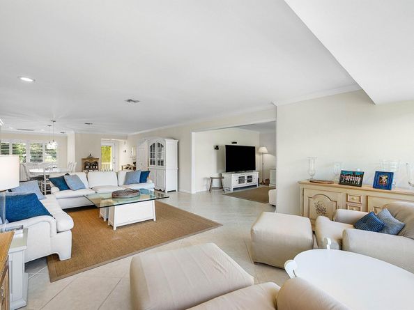 3641 Quail Ridge Drive Bobwhite A, Boynton Beach FL 33436