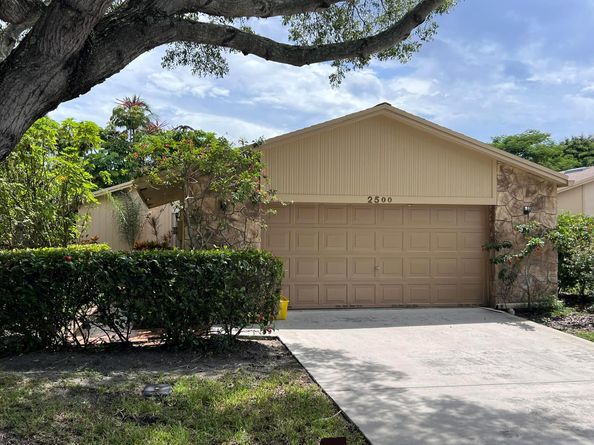 2500 NW 10th Street, Delray Beach FL 33445