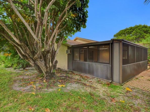 2500 NW 10th Street, Delray Beach FL 33445