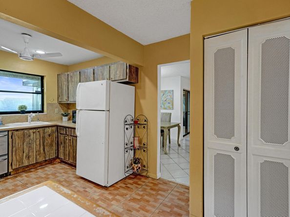 2500 NW 10th Street, Delray Beach FL 33445