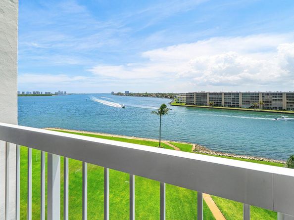 115 Lakeshore Drive 648, North Palm Beach FL 33408