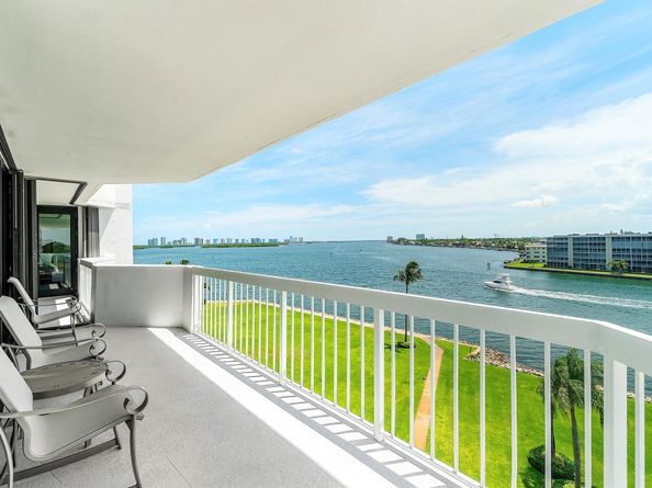 115 Lakeshore Drive 648, North Palm Beach FL 33408