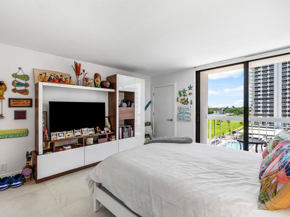 115 Lakeshore Drive 648, North Palm Beach FL 33408