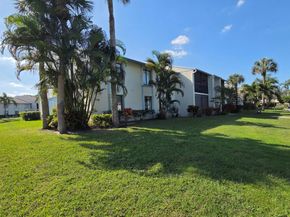 1115 Green Pine Boulevard D2, West Palm Beach FL 33409