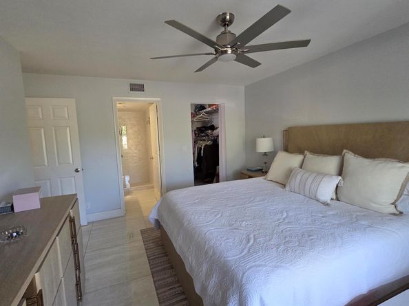 1115 Green Pine Boulevard D2, West Palm Beach FL 33409