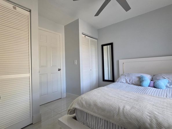 1115 Green Pine Boulevard D2, West Palm Beach FL 33409