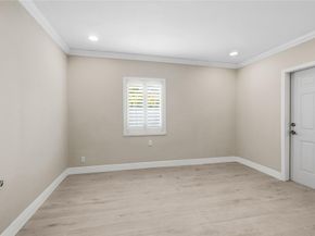 2000 NE 17 Ct., Fort Lauderdale FL 33304