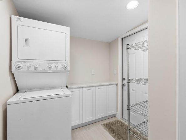 2000 NE 17 Ct., Fort Lauderdale FL 33304