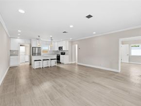 2000 NE 17 Ct., Fort Lauderdale FL 33304