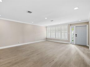 2000 NE 17 Ct., Fort Lauderdale FL 33304