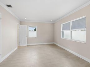 2000 NE 17 Ct., Fort Lauderdale FL 33304