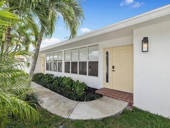 2000 NE 17 Ct., Fort Lauderdale FL 33304