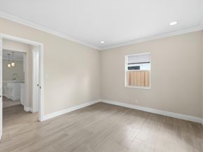 2000 NE 17 Ct., Fort Lauderdale FL 33304