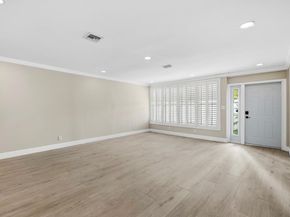 2000 NE 17 Ct., Fort Lauderdale FL 33304