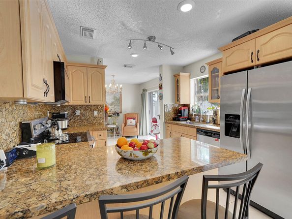 15150 SW 49th St, Miramar FL 33027