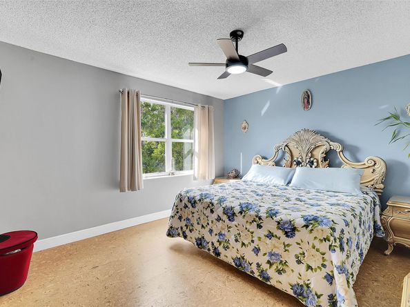 15150 SW 49th St, Miramar FL 33027