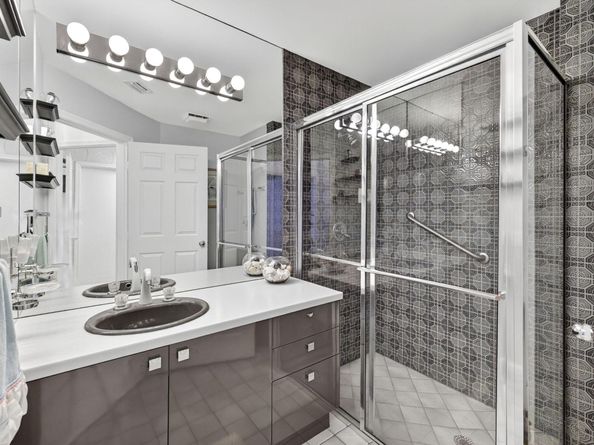 6185 Greenspointe Drive, Boynton Beach FL 33437