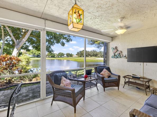 6185 Greenspointe Drive, Boynton Beach FL 33437