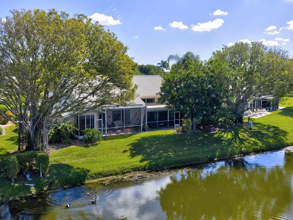 6185 Greenspointe Drive, Boynton Beach FL 33437