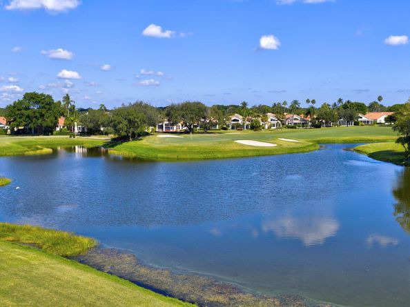 6185 Greenspointe Drive, Boynton Beach FL 33437