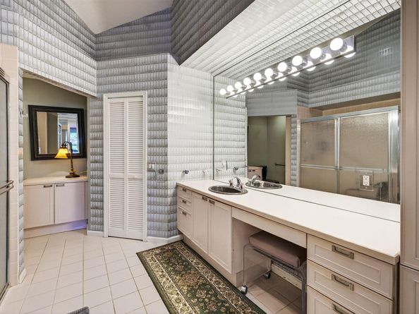 6185 Greenspointe Drive, Boynton Beach FL 33437