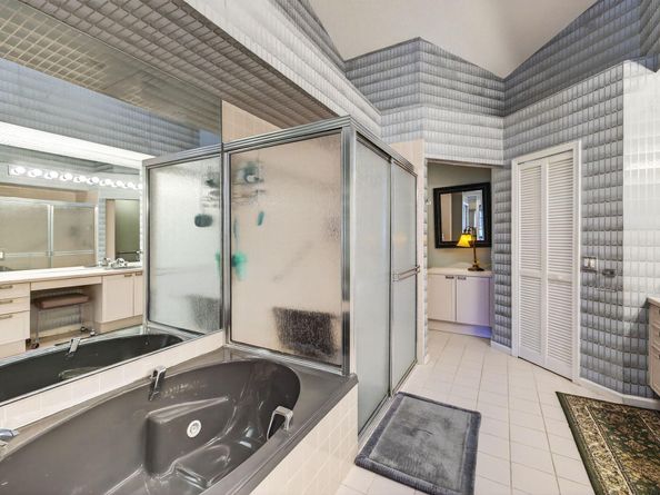 6185 Greenspointe Drive, Boynton Beach FL 33437