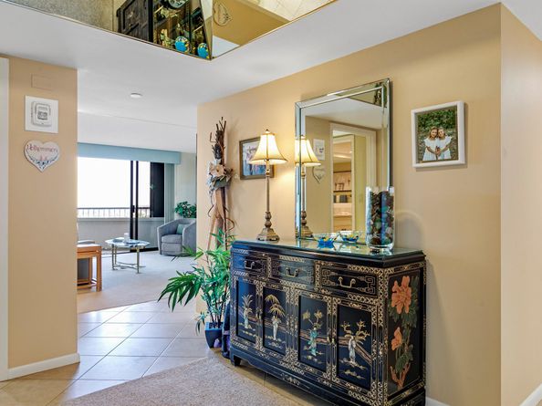 5070 N Ocean Drive 10c, Singer Island FL 33404