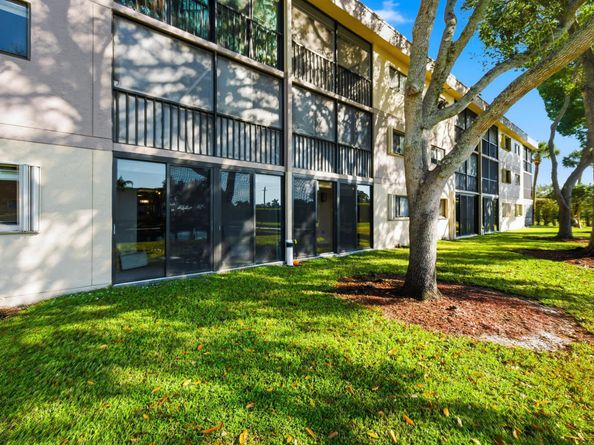 15324 Lakes Of Delray Boulevard 105, Delray Beach FL 33484