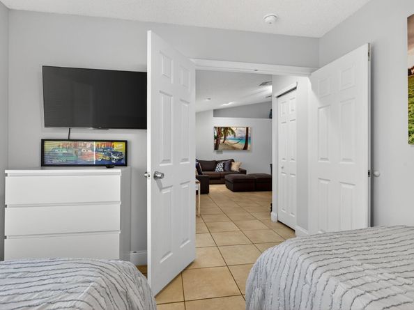 3191 NE 11th Ter, Pompano Beach FL 33064