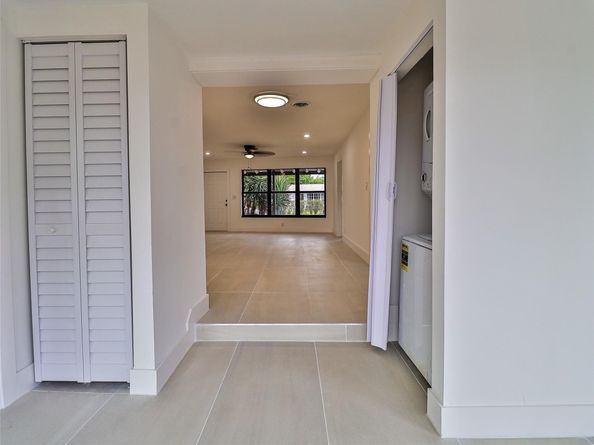 2820 NE 9th Ter, Pompano Beach FL 33064