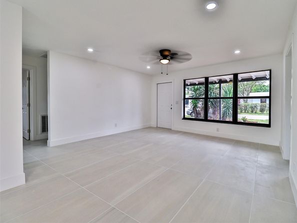 2820 NE 9th Ter, Pompano Beach FL 33064