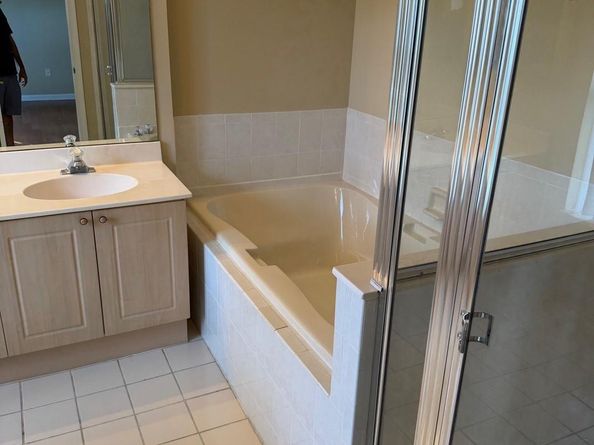 360 NW 115th Way, Coral Springs FL 33071