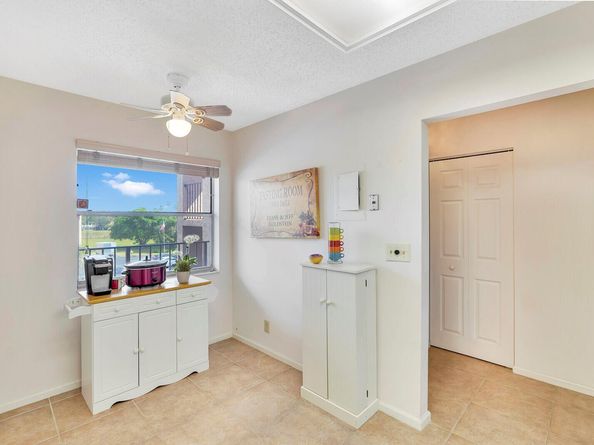 7300 Lake Cir Drive 301, Margate FL 33063