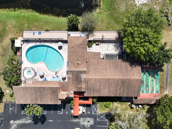 7300 Lake Cir Drive 301, Margate FL 33063