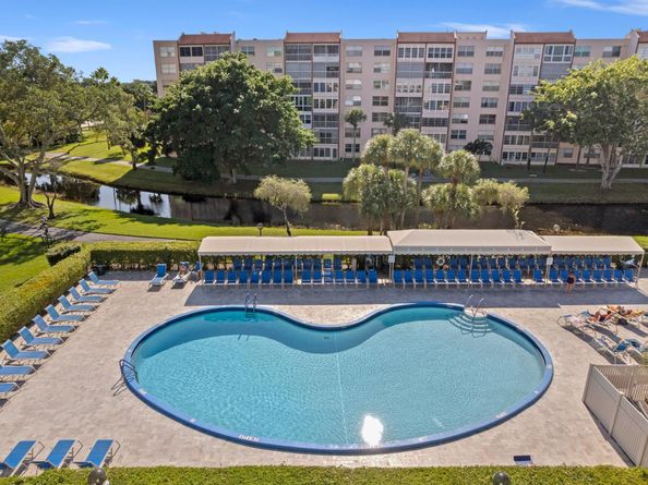 14360 Strathmore Lane 404, Delray Beach FL 33446